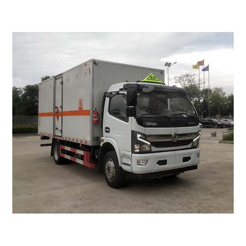 爆破器材運(yùn)輸車